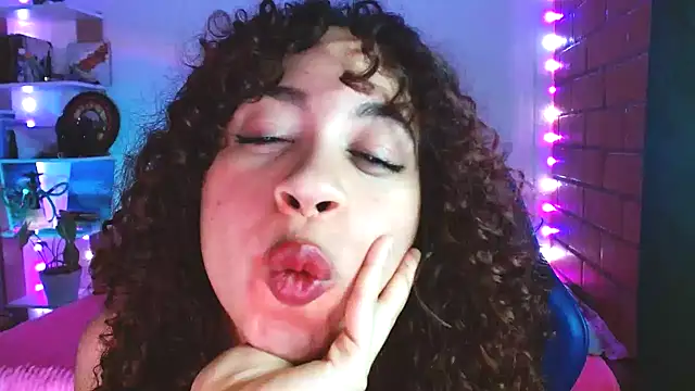 Medussa3033's Live XXX Chat