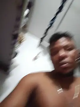 hugo3918_'s Live XXX Chat