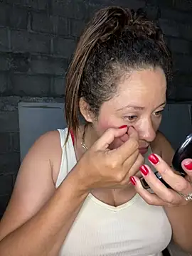 Jannieth Live XXX-chat