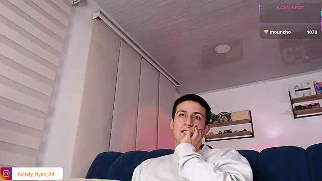 ashely_ryan24 Live XXX-Chat