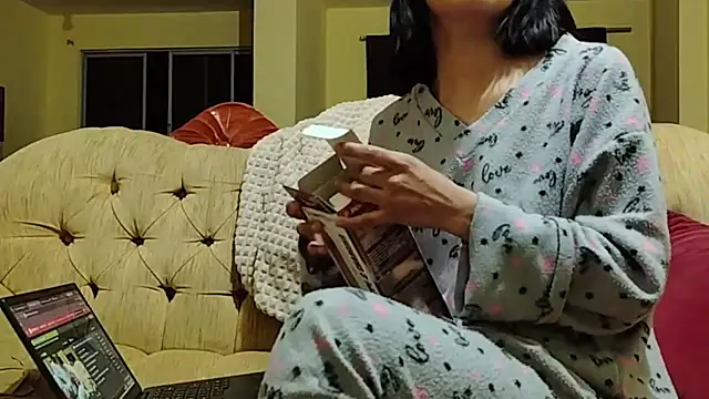 mindymiaw's Live XXX Chat