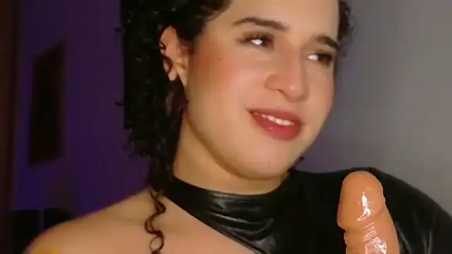 DIVINANGELA Chat XXX in diretta