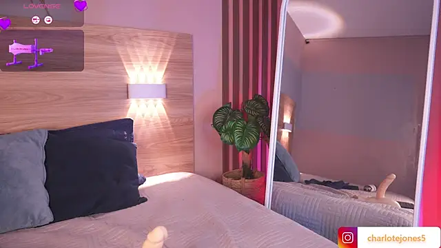 charloottee_1's Live XXX Chat