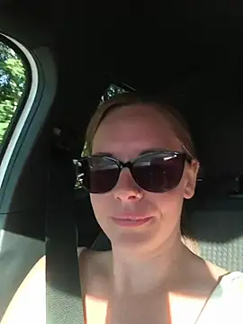 צ'אט XXX בשידור חי של Squirtingcouple9094