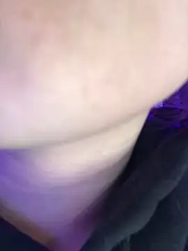 Chat XXX en directo de Lilactease