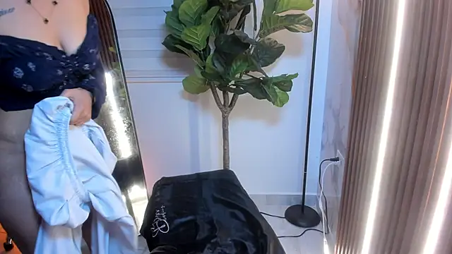 Antonella_Moretti_ élő XXX-chatje