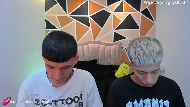 Živý XXX chat Juan_Nd_Steven