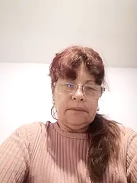 flymyrya123's Live XXX Chat