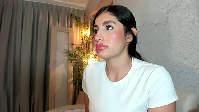 دردشة IsabelaStefano الجنسية المباشرة
