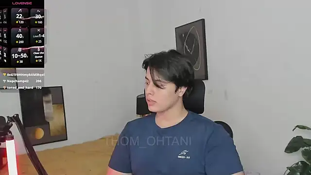 XXX chat uživo modela Thom_Ohtani