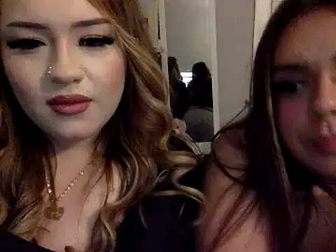 Chat XXX ao vivo de cherrychanel1