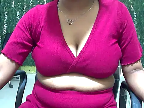 Ruhi_Hotty 现场XXX聊天