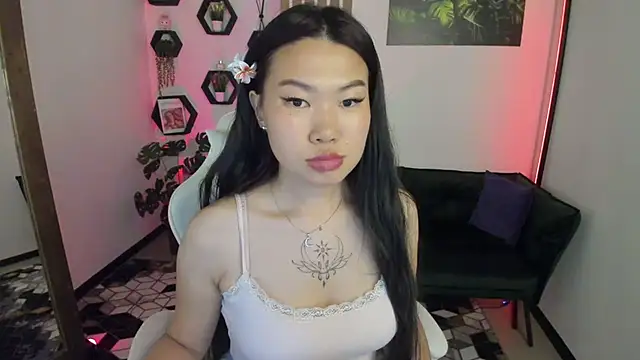 LunaPurrr's Live XXX Chat