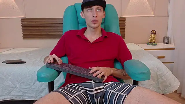 Chatroom XXX en direct de Max_saenz