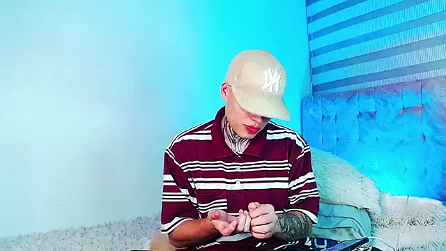 _justinmoon2 Live XXX Chat