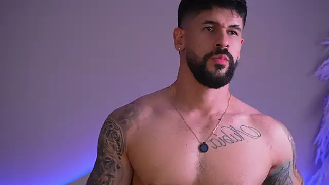 Chat XXX ao vivo de Petesevans