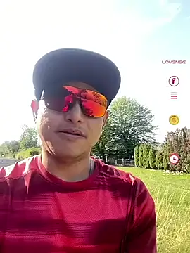 צ'אט XXX בשידור חי של AsianBoy_Sunny