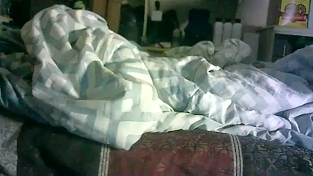CR3M3_FIR3 Show Webcam