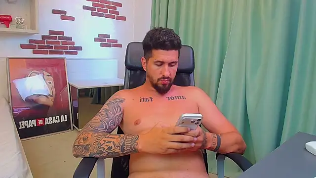 LoganStroudn Live XXX chat