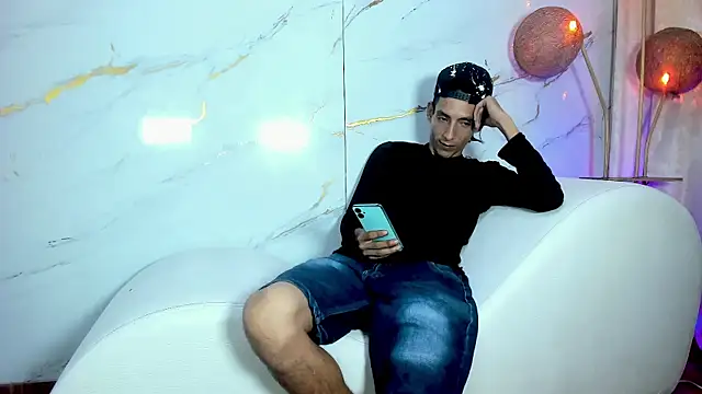 AmazingOrgasm Live XXX Chat
