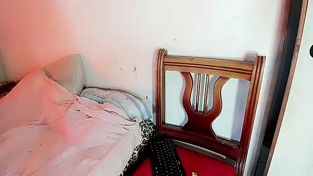 Chat +18 de Ladanisha ao vivo