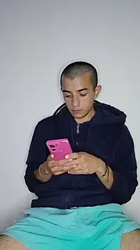แชท XXX สดของ Thick_Cock