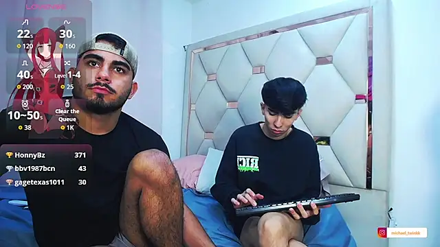 Chat XXX ao vivo de Michael_and_twinkk