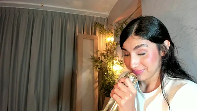IsabelaStefano élő XXX-chatje
