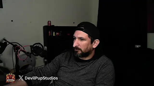 צ'אט XXX בשידור חי של DevilPup75_