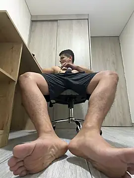 Chat +18 de almighty_god ao vivo