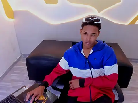 RafaelVander – Naživo XXX chat