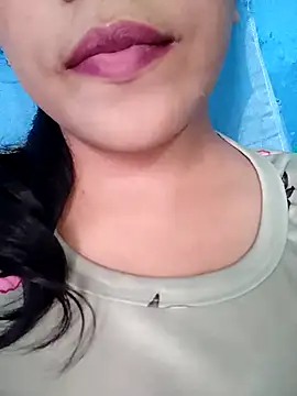 Chat +18 de Anki-doll ao vivo