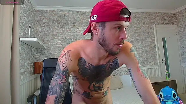 JonahShaw's Live XXX Chat