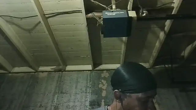 Leo99842 – Naživo XXX chat