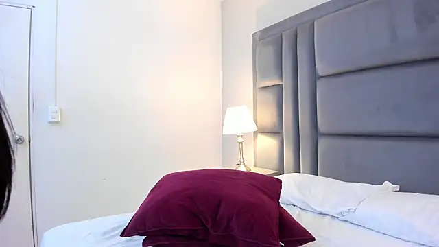 ScarletJons Live XXX Chat