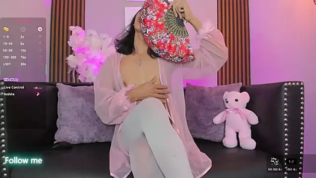 ElisasueのライブXXXチャット