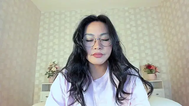Chat +18 de NatsumiHun ao vivo