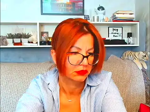 Natali3855 Adlı Modelin Canlı XXX Sohbeti