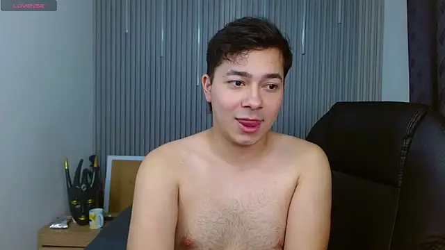 Julian_Smith21 Obrolan Langsung XXX