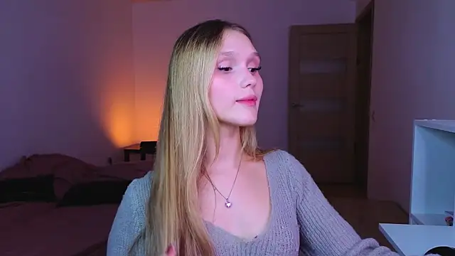 AdelineCrash Live XXX-Chat