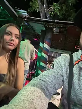 lindaandtony webkamerás műsora