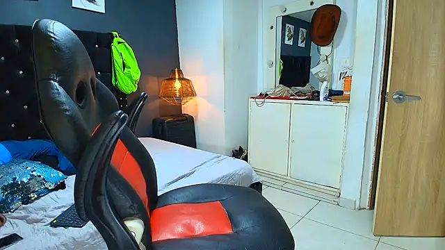 ethan_dalton_ Chat XXX in diretta