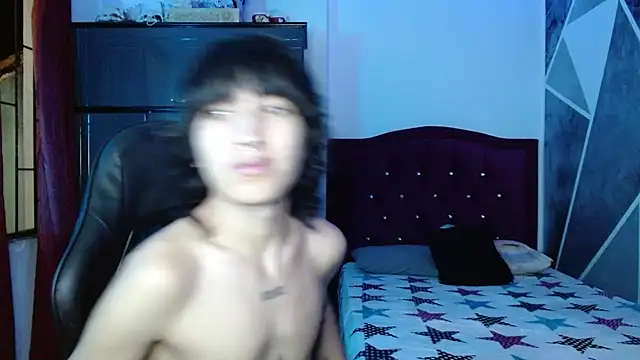Chat XXX en directo de littlextreme