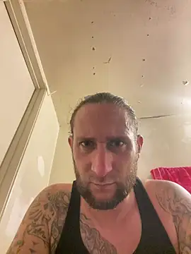 brazybooty92 élő XXX-chatje