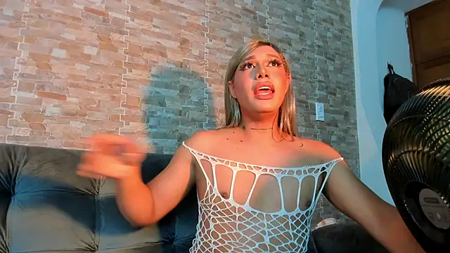 XXX chat uživo modela Dreams_Chloe