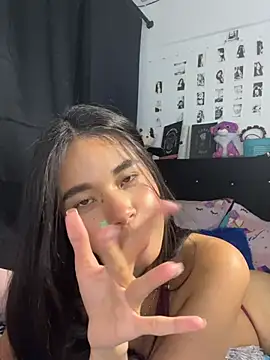 Chatroom XXX en direct de Milleradhara24