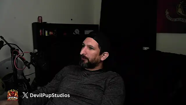 Chat XXX en directo de DevilPup75_