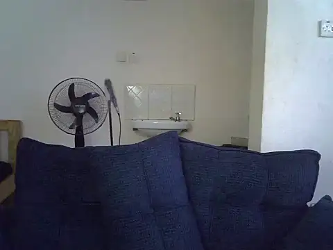 Thee_Biggestn Live XXX chat