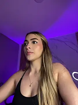 Chat +18 de kyliejoness ao vivo
