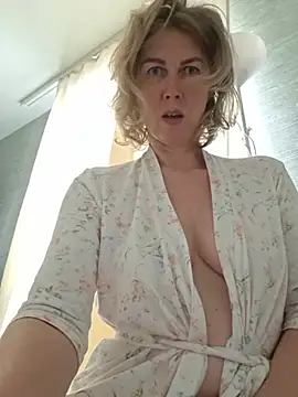 Chat +18 de stellahere8 ao vivo